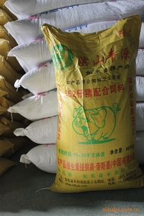 常年水产饲料 选择、使用与储存全攻略